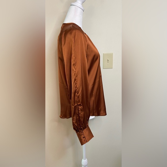 Banana Republic Keyhole Button Closure Long Raglan Sleeves Blouse Top Sz XXS.NWT - Picture 11 of 17